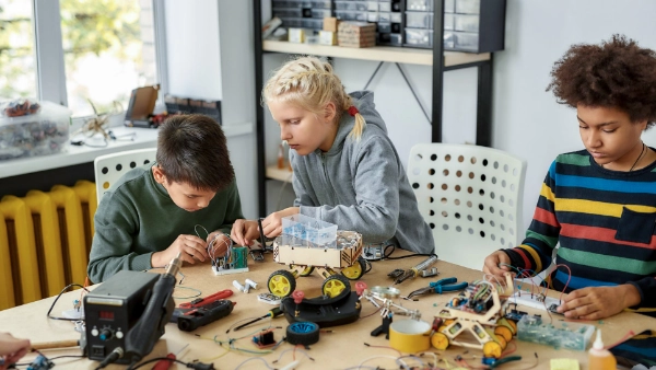 Hochwertiger Laserschneider für Schulen