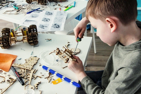 Laserschneider für Schulen diversifiziert die Bildung